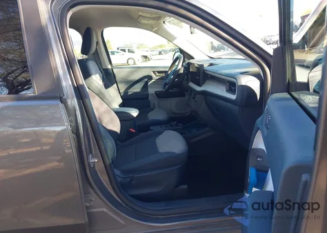 2025 Ford Maverick Xlt z USA, uszkodzony, nr VIN 3FTTW8JAXSRA06697